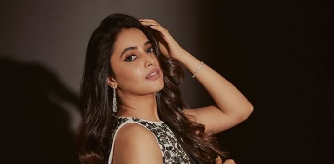 Priyanka Mohan apata Majeraha baada ya Jukwaa Kuporomoka f