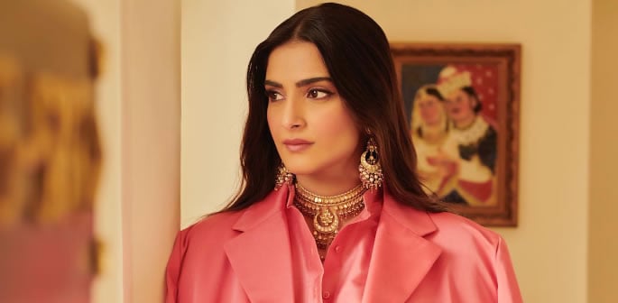 سونم کپور کو ڈائر کی برانڈ ایمبیسیڈر نامزد کیا گیا ایف