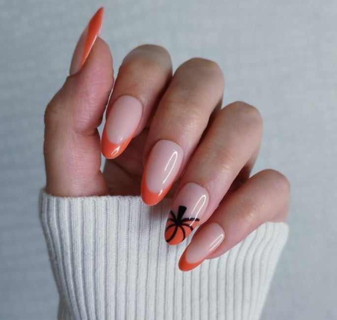 Top 10 Autumn & Halloween Nail Designs You Need to Try - 9