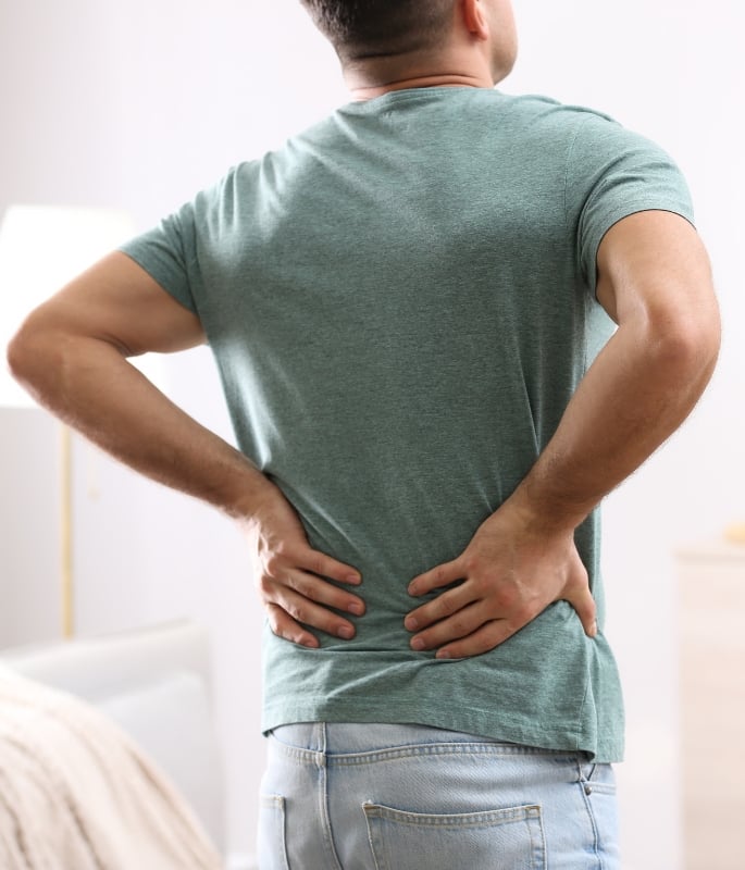 10 Effective Ways to Prevent ‘Tech Neck’ & Improve Your Posture (4)