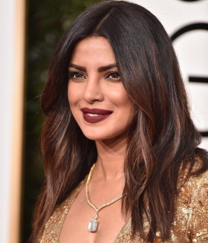 10 Steps to Nail the Glass Hair Look at Home - 2