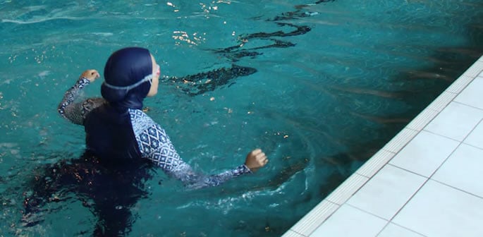Charity offers Swimming Lessons to Asian Women in West Midlands f