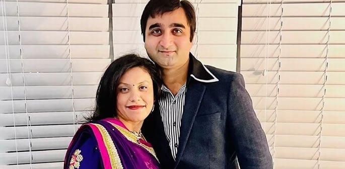 Couple donate Stem Cells to Cancer Patients in Rare Coincidence f