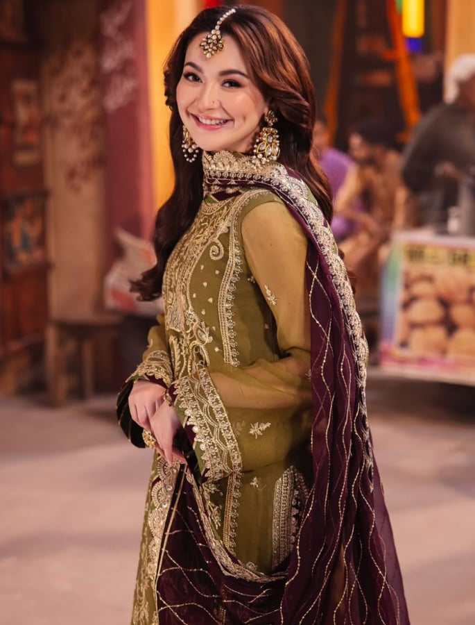 20 Traditional Looks of Hania Amir You Must See - 7