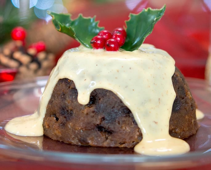 5 Eggless Christmas Desserts to Enjoy - pudding