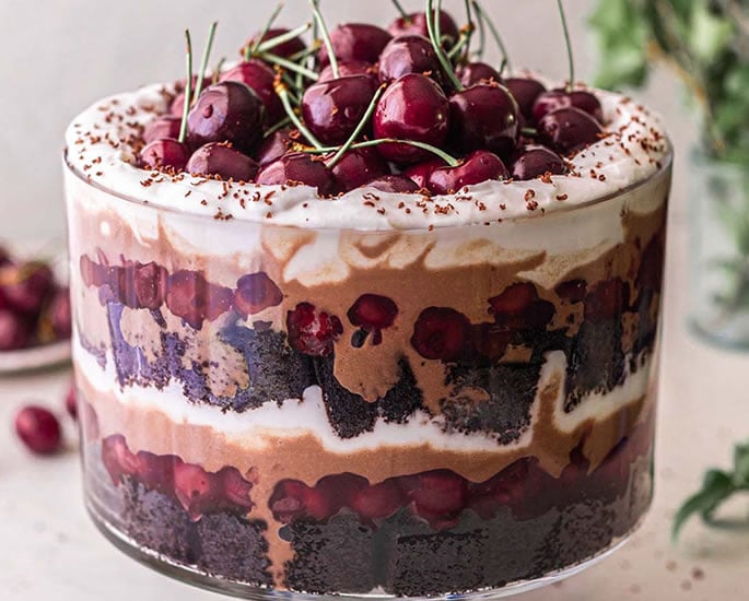 5 Eggless Christmas Desserts to Enjoy - trifle