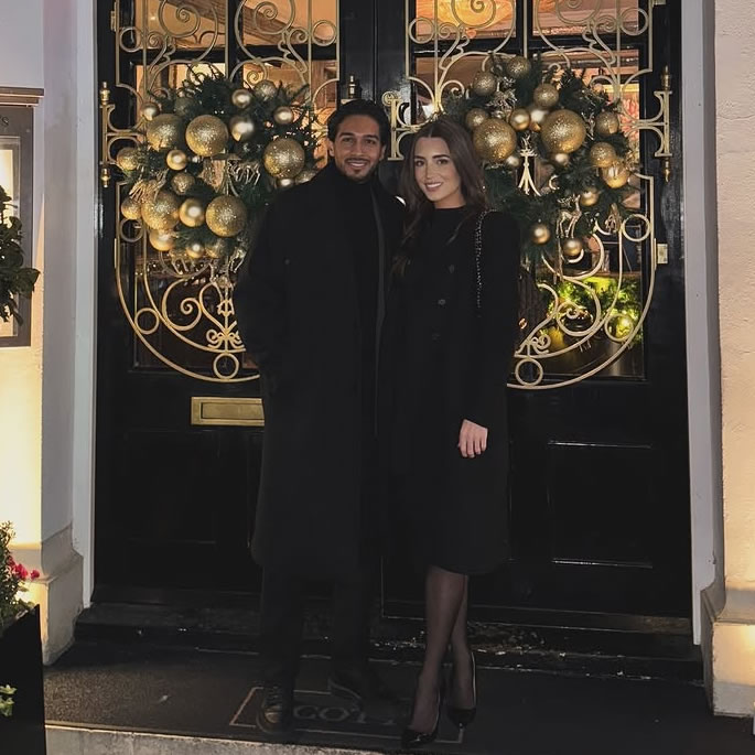 Love Island's Munveer Jabbal goes Public with New Girlfriend 3