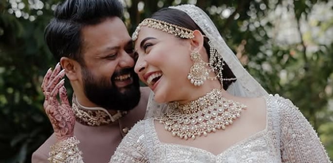 Mehazabien Chowdhury & Adnan Al Rajeev announce Marriage f