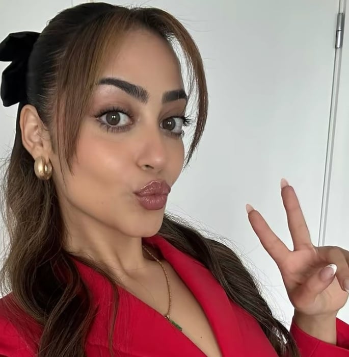 How did Amber-Rose Badrudin get on to The Apprentice_ - 2