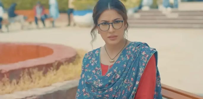 Mehwish Hayat criticised for University Student Role in 'Dayan' f