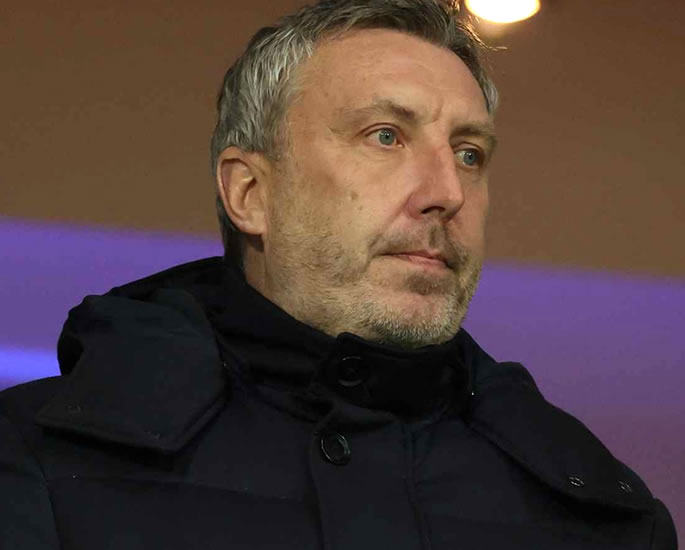 Can Selling Before Buying Really Work for Manchester United 3