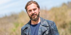Engin Altan Düzyatan recalls Wild Fan Moments in Pakistan