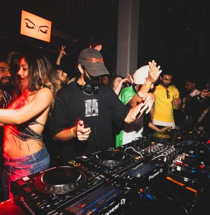 How South Asian DJs are Reshaping Club Culture in the UK (3)
