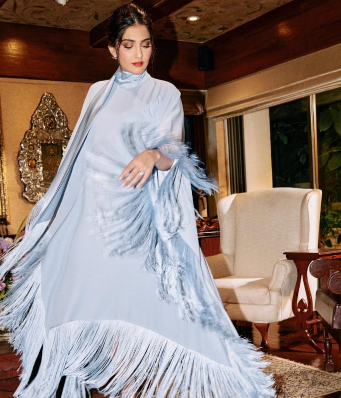 Sonam Kapoors Top Fashion Moments That Made Headlines 8