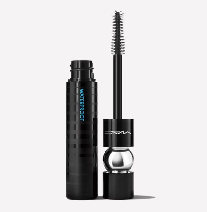 Top 10 Best Waterproof Products for Flawless Summer Beauty 1
