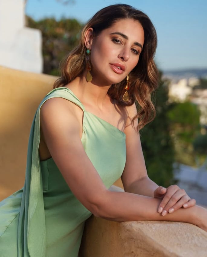 10 Mixed Race Bollywood Actresses Blending Cultures Onscreen 4