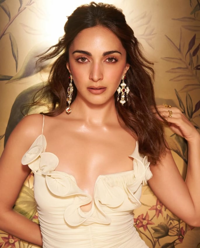 10 Mixed Race Bollywood Actresses Blending Cultures Onscreen 7