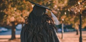 7 Smart Moves After University Graduation f