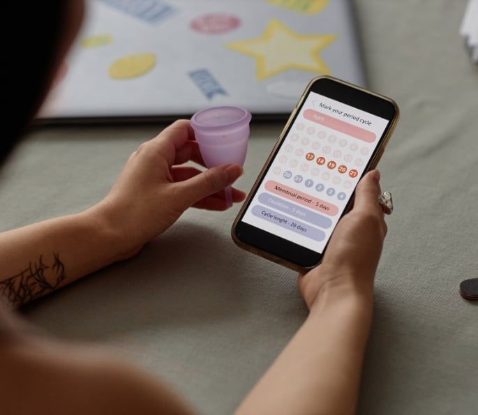 How to Track Your Period When It’s Still a Taboo in Your Home (2)