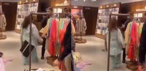 Pakistani Woman Assaults Employee at Clothes Store f