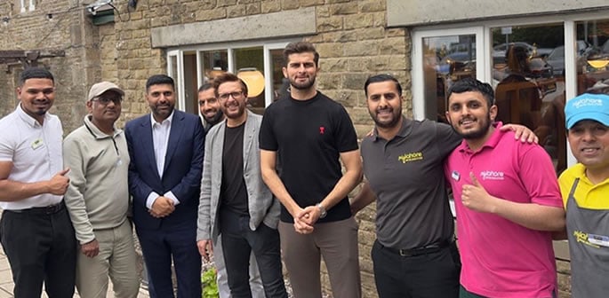 Shahid Afridi & Shaheen Shah Afridi surprise MyLahore Diners f