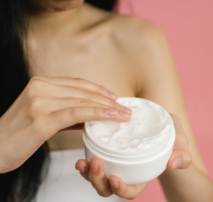 5 Skincare Habits That Might Be Turning Your Partner Off (3)