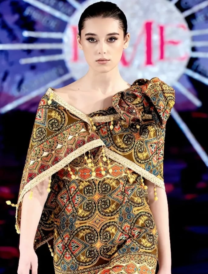 House of iKons Fashion Week London September 2025 2