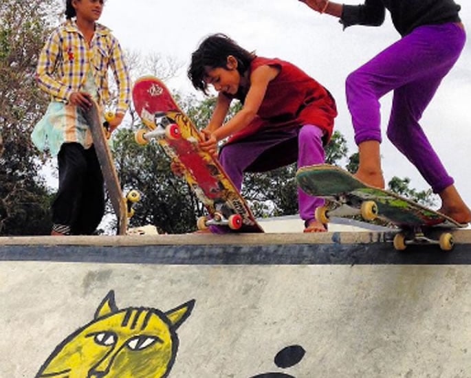 How Indian Women are Breaking Barriers in Skateboarding - janwaar