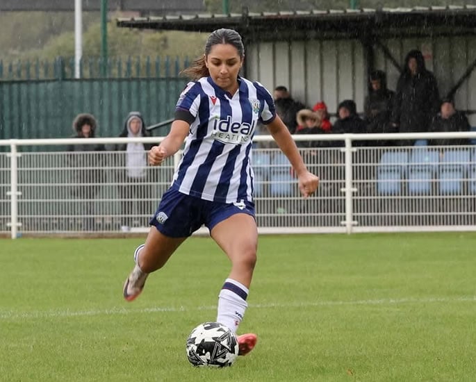 Who is Wrexham AFC Women's New Signing Mariam Mahmood - west brom