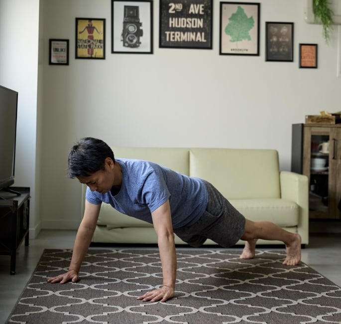 10 Bodyweight Fitness Challenges That Need No Equipment (2)