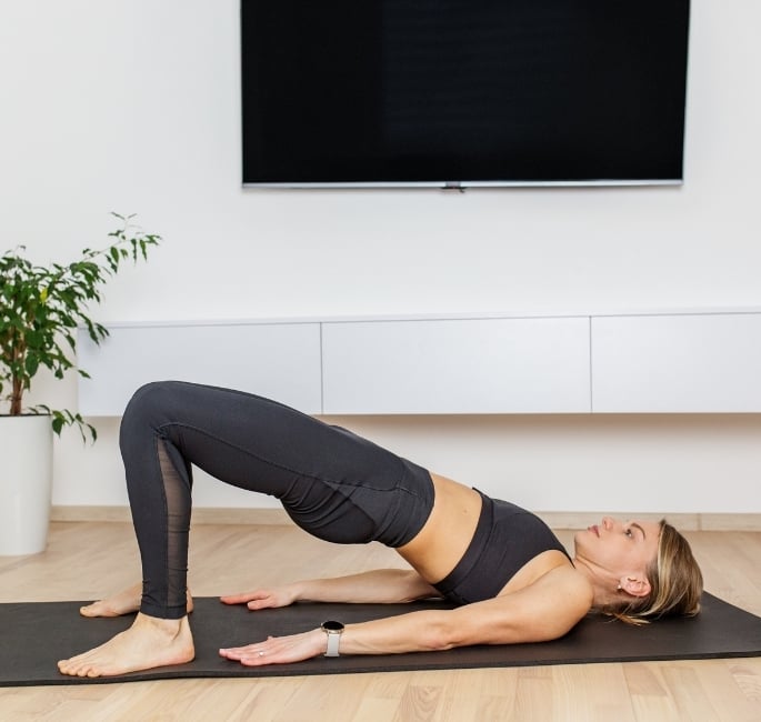 10 Bodyweight Fitness Challenges That Need No Equipment (7)
