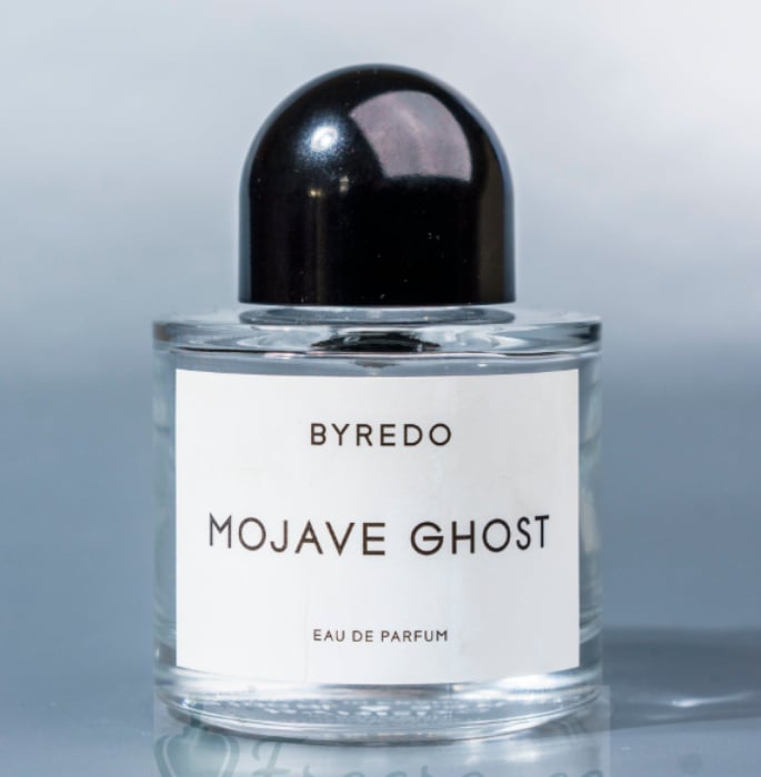 7 Best Perfumes for Autumn 2025 to Elevate Your Scent Game 5