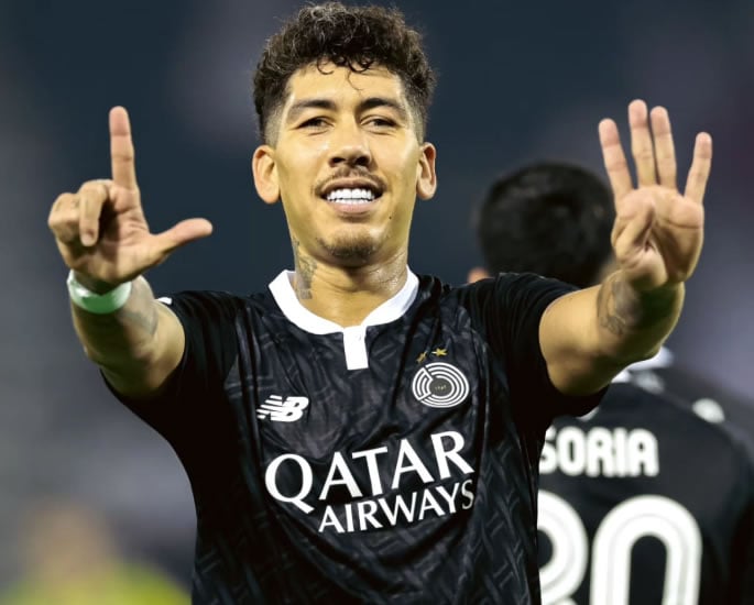 7 Players Who Won't Be in EA FC 26 Ultimate Team - firmino
