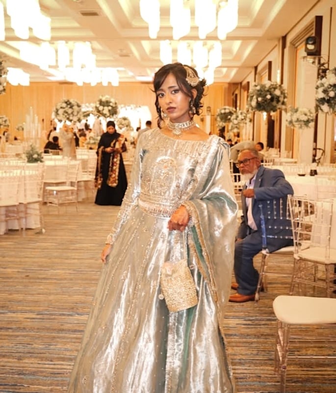 'Bake Off' Star Sumayah Kazi dazzles in Wedding Guest Outfit - 2