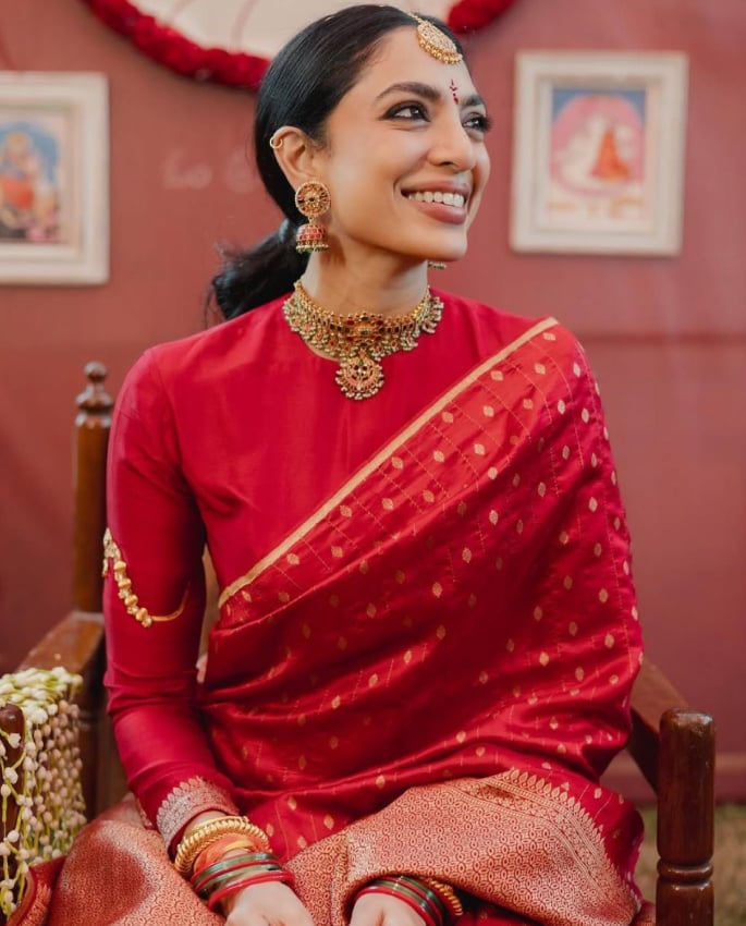 How to Wear Jewel Tones in Your Ethnic Wardrobe 2