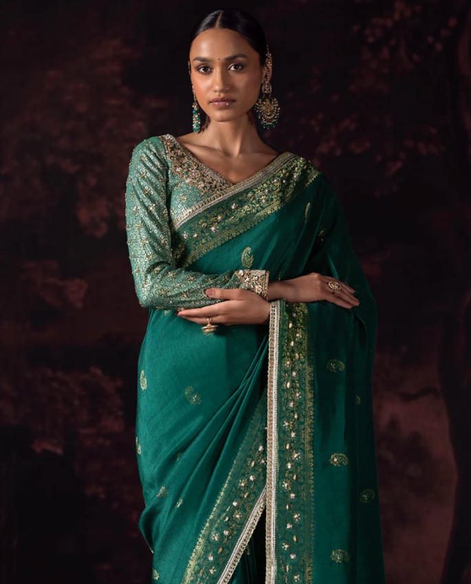 How to Wear Jewel Tones in Your Ethnic Wardrobe 4