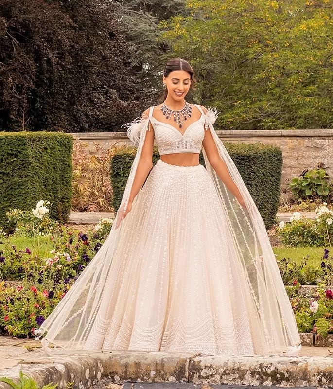 Love is Blind UK's Sarover exudes Bridal Elegance for Khush Mag 7