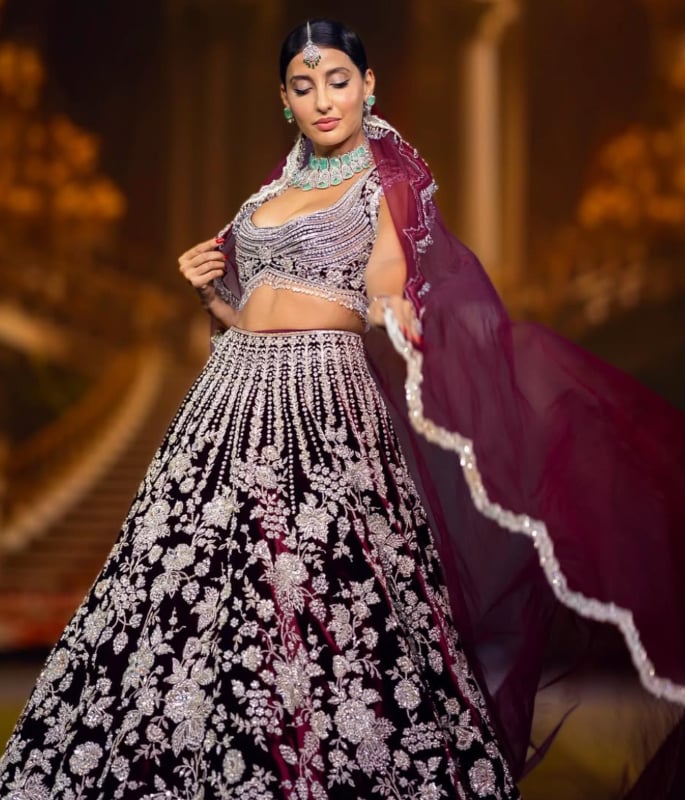 Nora Fatehi dazzles in Manish Malhotra Couture at Dubai Showcase 2