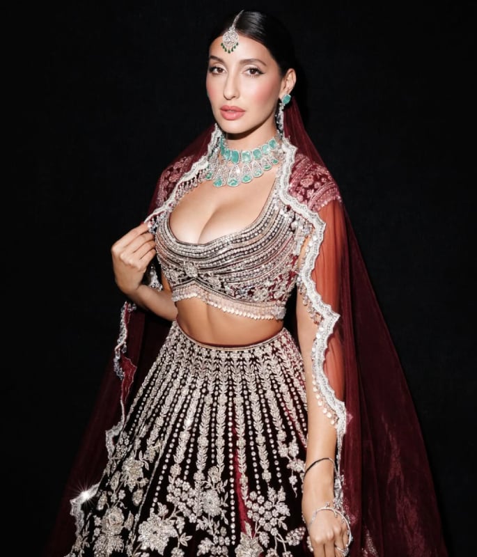 Nora Fatehi dazzles in Manish Malhotra Couture at Dubai Showcase 3