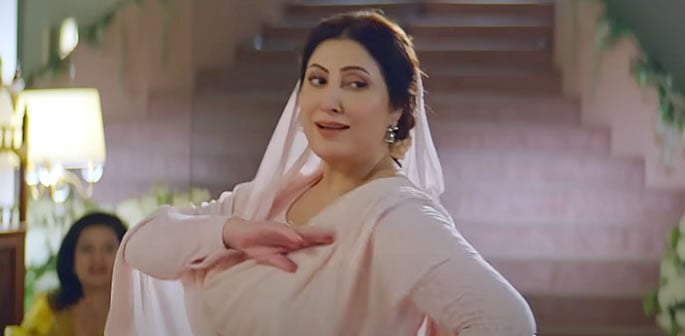 Saima Noor recreates Majajan dance onscreen
