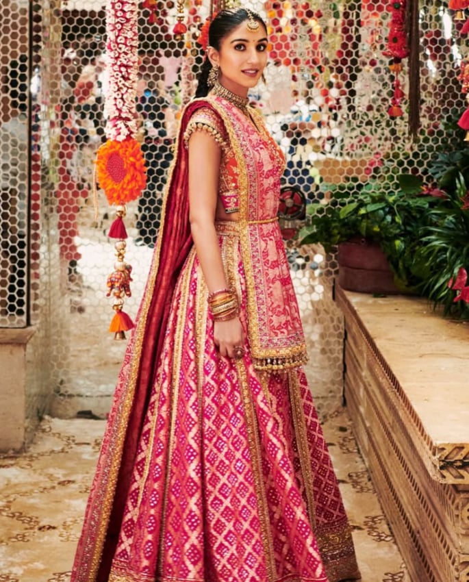 The Sequin Legacy of Manish Malhotra in Bollywood Fashion 3