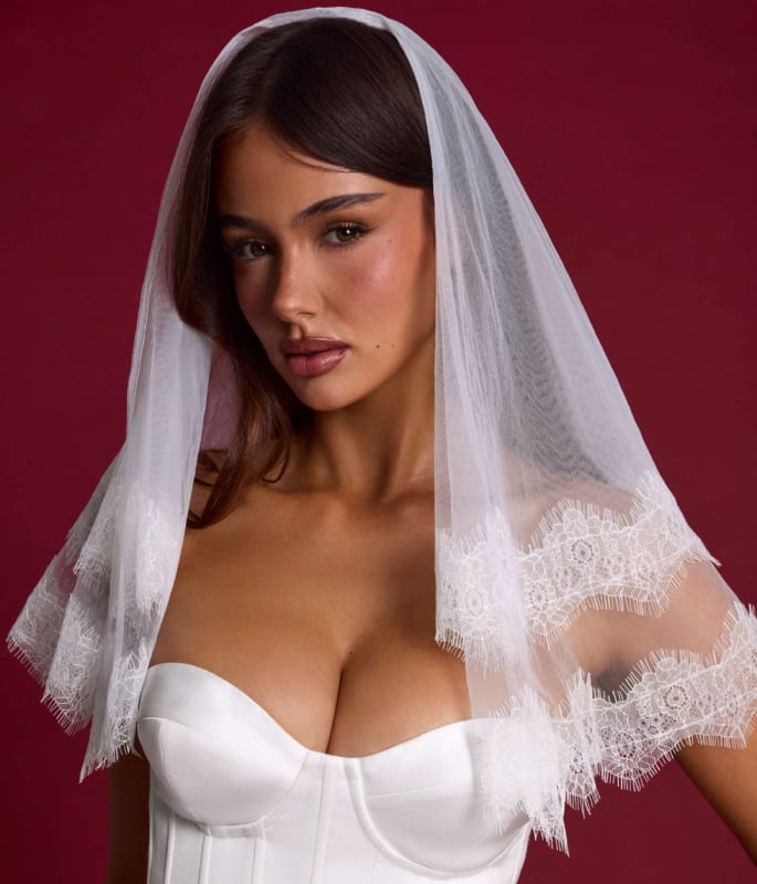 7 Must-Have Accessories for a Stylish Halloween Look 