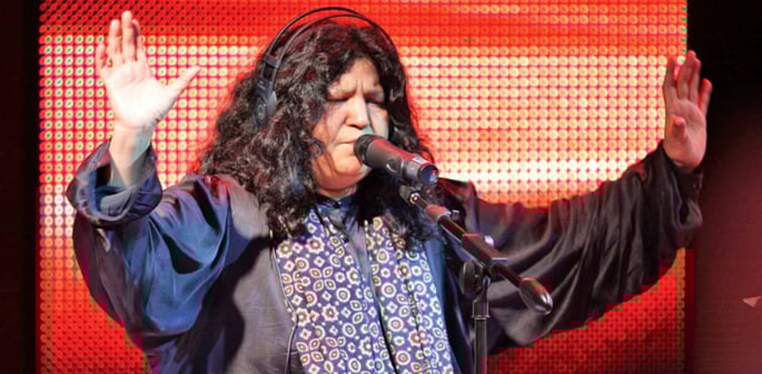 Abida Parveen’s Team Denies False Health Rumours f