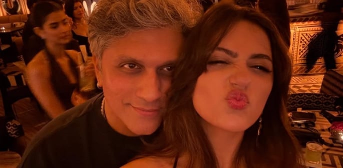 Aneet Padda shares Unseen Birthday Pics with Mohit Suri F