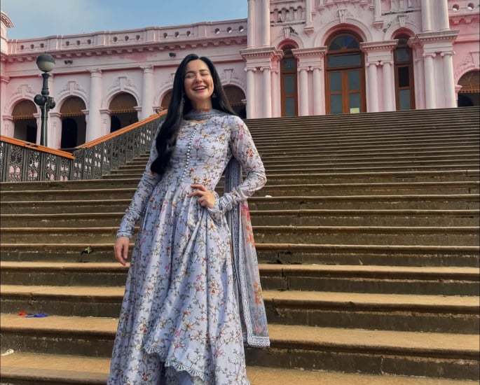 Hania Aamir Wins the Hearts of Bangladeshi Fans 2