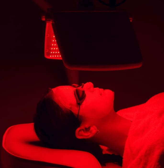 Is Red Light Therapy Safe for Brown Skin 
