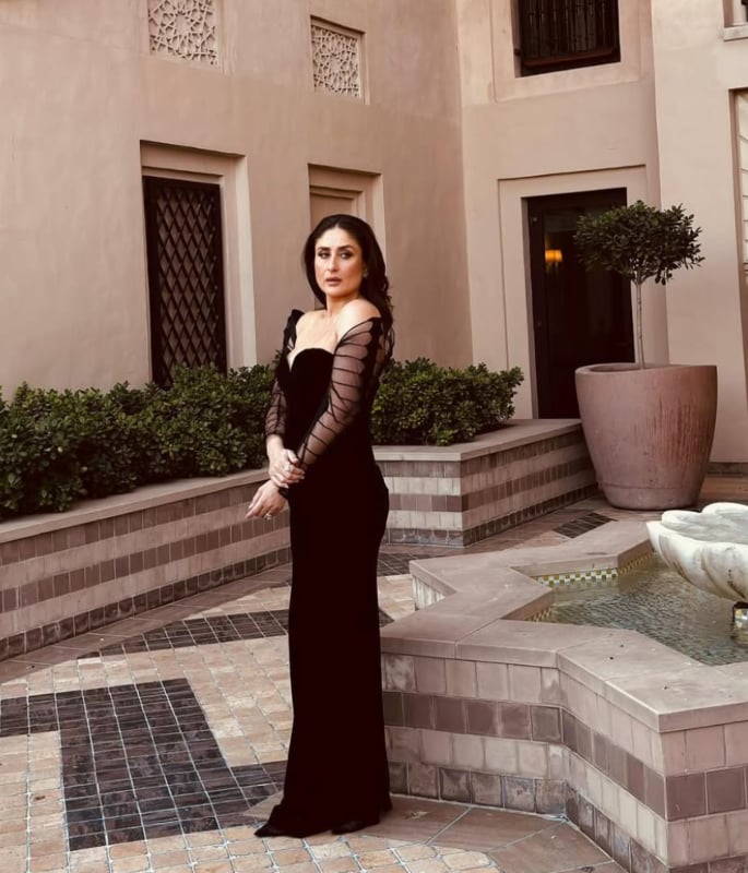 Kareena Kapoor radiates Vintage Charm in Rahul Mishra Gown 1