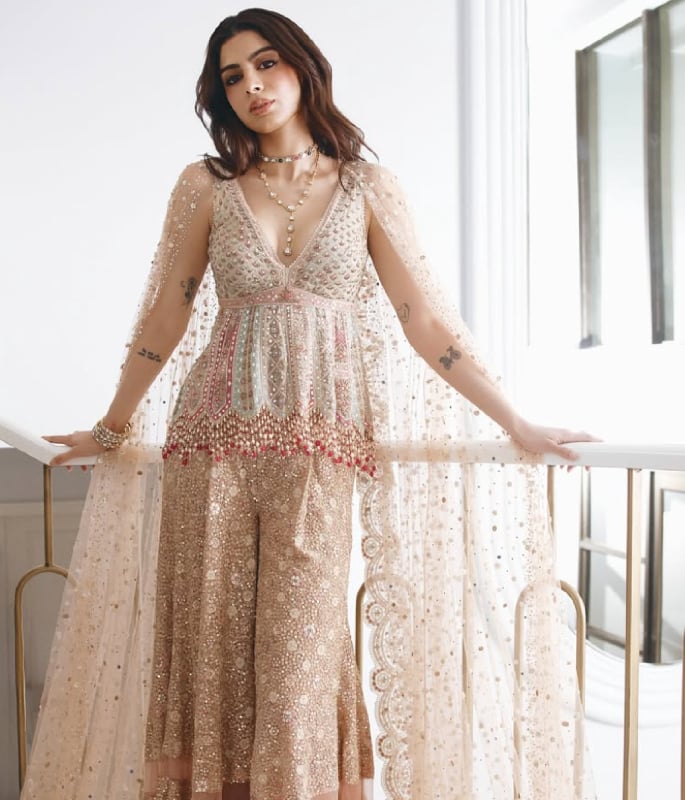 Khushi Kapoor stuns in Chic Look for The Face Shop 
