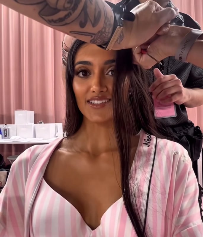 Neelam Gill gives Fans a Peek inside Victoria’s Secret 2025 1