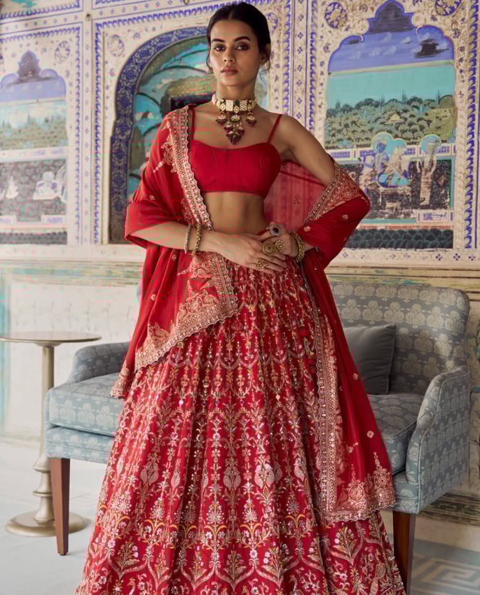 The Best Colours to Wear for Diwali and Their Symbolic Meanings 